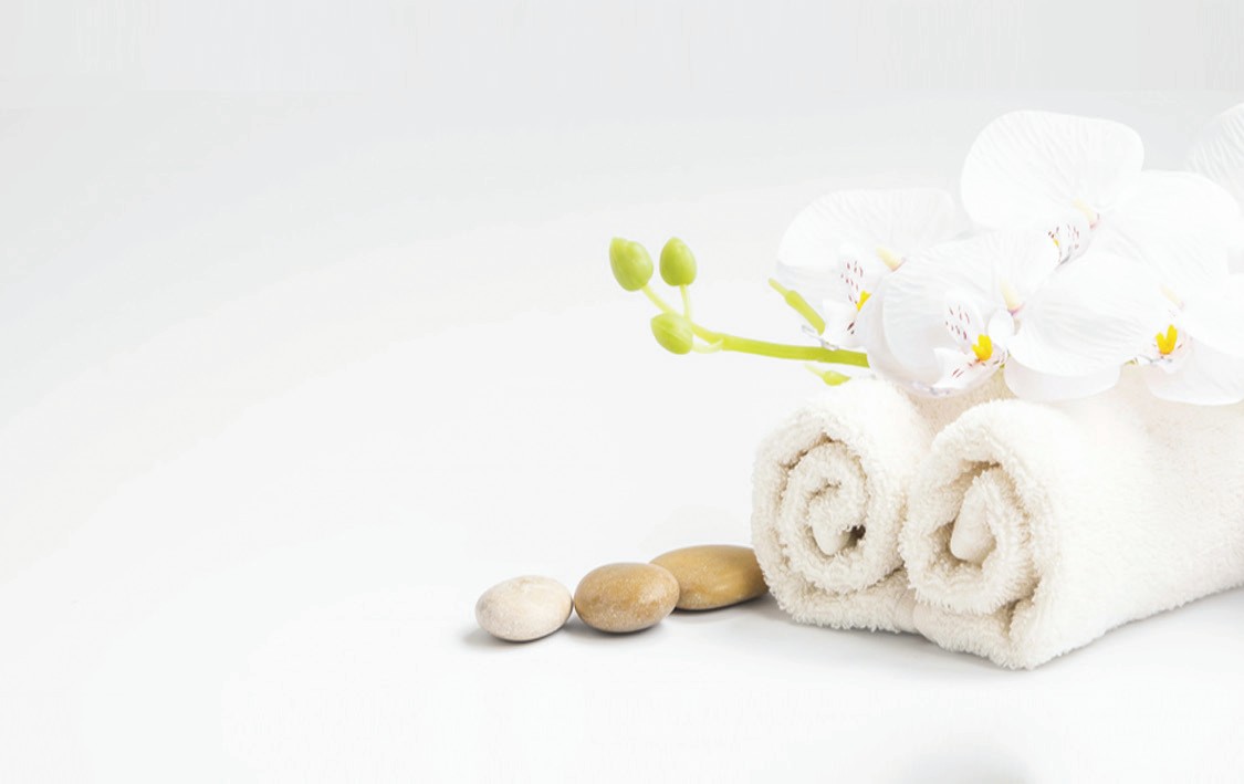Weiße Orchideen und weiche Handtücher – SchönZeit Beauty Inn